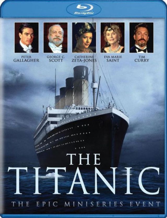 Barnes and Noble Titanic | The Summit