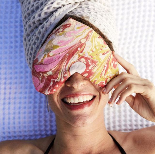 Eye Love Pillow (Peony)