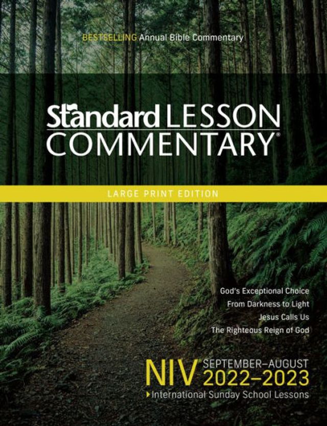 NIV® Standard Lesson Commentary® Large Print Edition 2022-2023