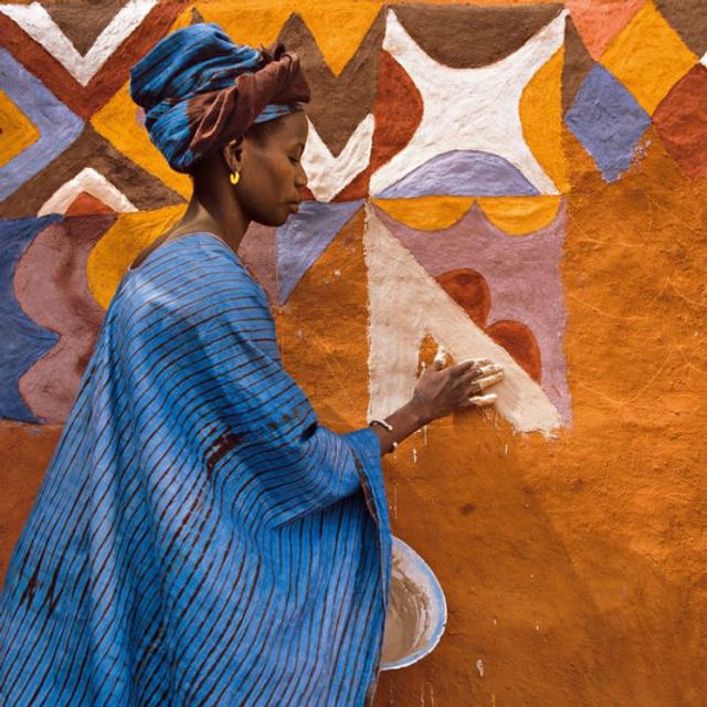 Margaret Courtney-Clarke: The Art of African Women