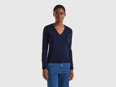 Camisola com decote em V azul-escuro em pura lã Merino