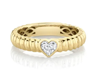 Thin Zoe Ring With Diamond Heart Center