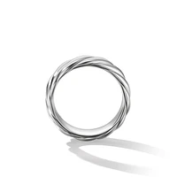 Pyramid Band Ring in 18K Yellow Gold, 8mm