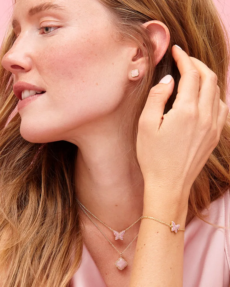 Mallory Gold Pendant Necklace in Rose Quartz