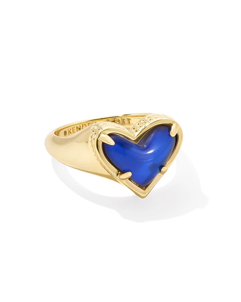 Framed Ari Heart Gold Band Ring Mood Stone