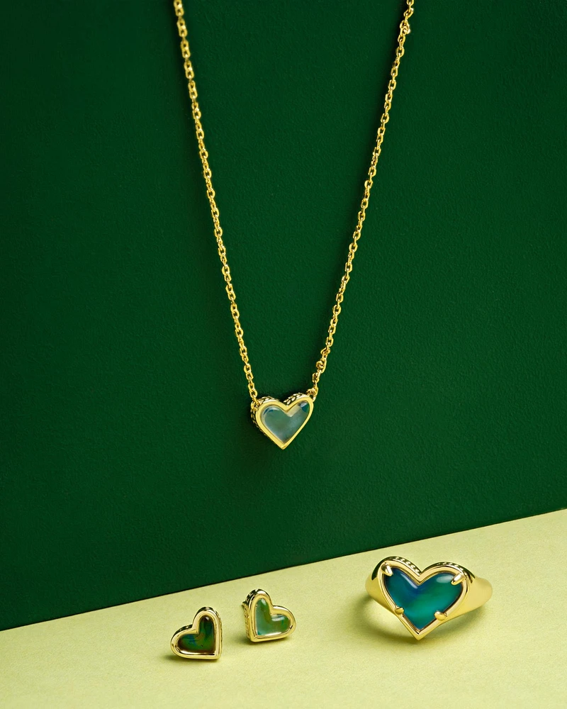 Framed Ari Heart Gold Band Ring Mood Stone