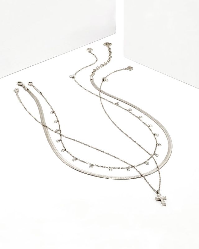 Cross 14k White Gold Pendant Necklace in White Diamonds | Kendra Scott