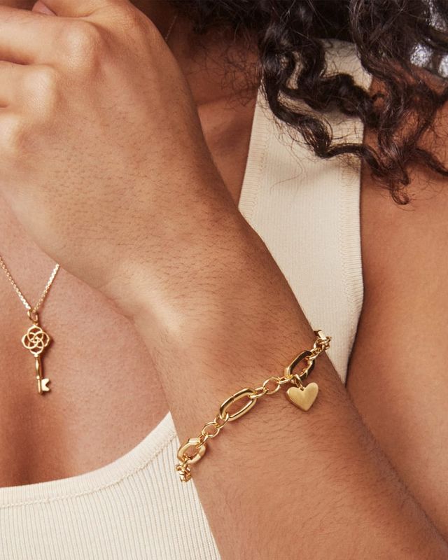 Ari Heart Delicate Chain Bracelet in 18k Yellow Gold Vermeil