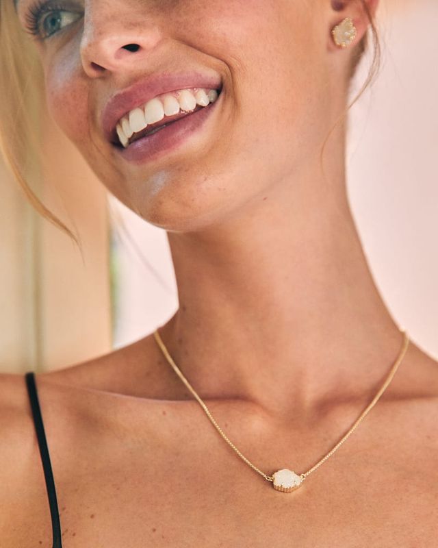 Kendra Scott Tessa Multistrand Necklace in Variegated Turquoise | Smart  Closet