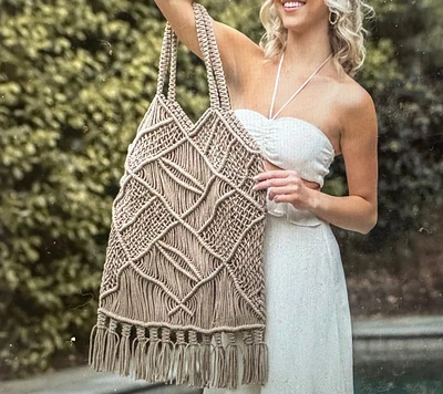 Adria Woven Fringe Bag