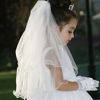 Veil w/ Wire Merrow Lettuce Edging and Pearls