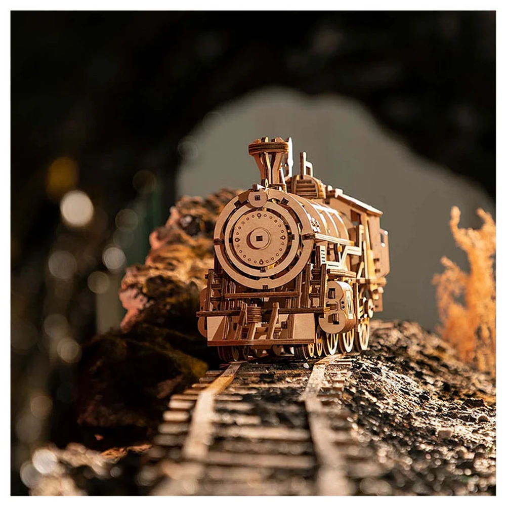 3D Wooden Puzzle – Wind Up Train Locomotive