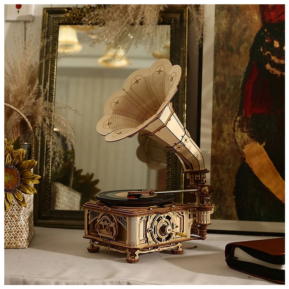 3D Wooden Puzzle – Black Gum Gramophone