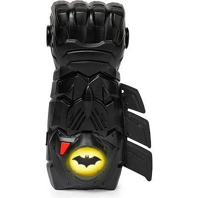 DC Comics BATMAN Interactive Gauntlet with Over 15 Phrases and Sounds