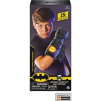 DC Comics BATMAN Interactive Gauntlet with Over 15 Phrases and Sounds