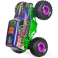 Spin Master Monster Jam 1:15 Scale Official Grave Digger Freestyle Force RC Monster Truck