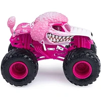 Monster Jam Official Monster Mutt Poodle VS Scooby Doo Die Cast Monster Trucks