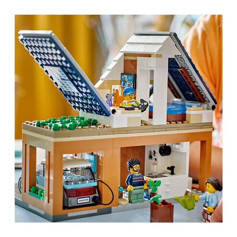 LEGO City Family House and Electric Car 462 Pcs