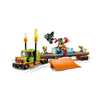 LEGO City Stunt Show Truck – 420 Pieces