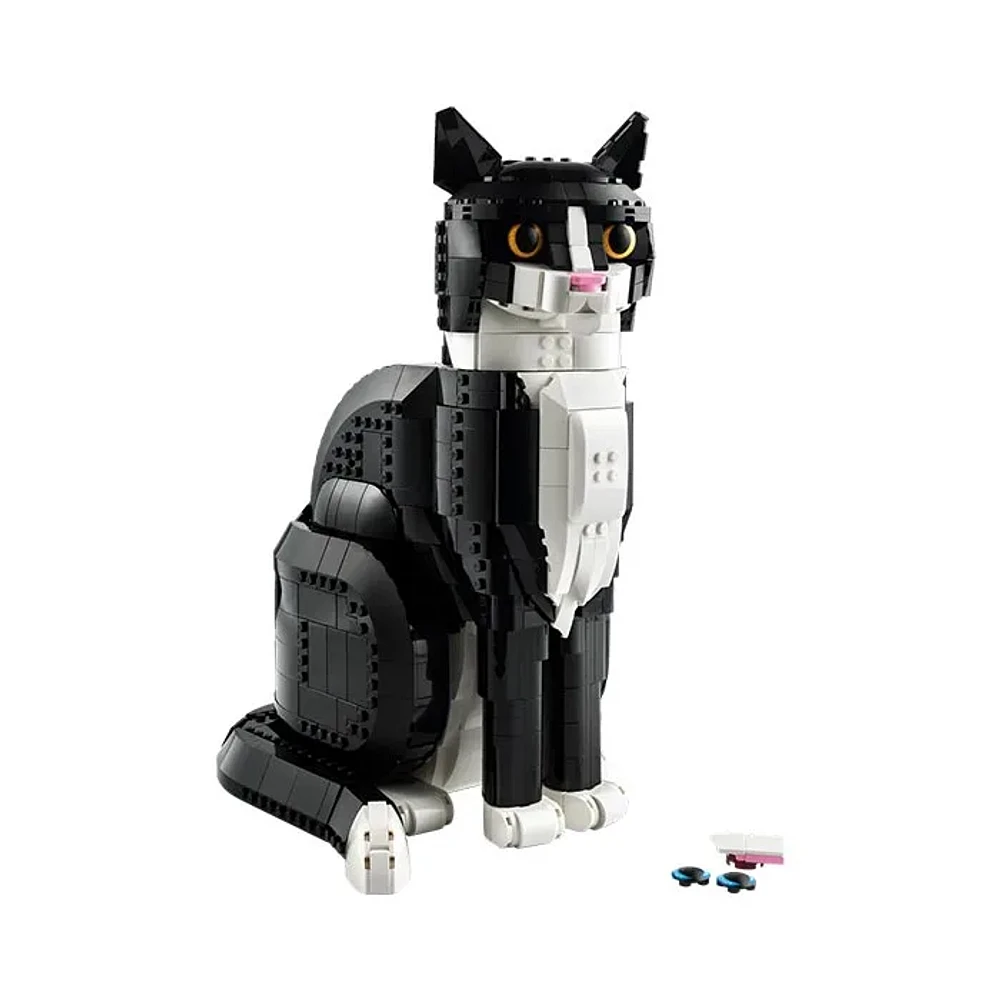 LEGO Ideas Tuxedo Cat – 1710 Pieces