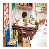 3D wooden Puzzle Anne’s Bedroom Fully Assembled with Display Case