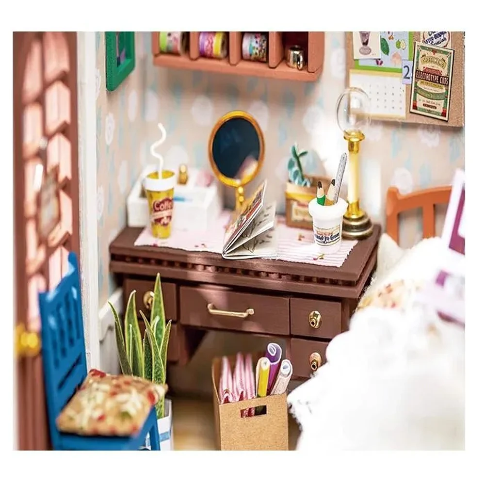 3D wooden Puzzle Anne’s Bedroom Fully Assembled with Display Case