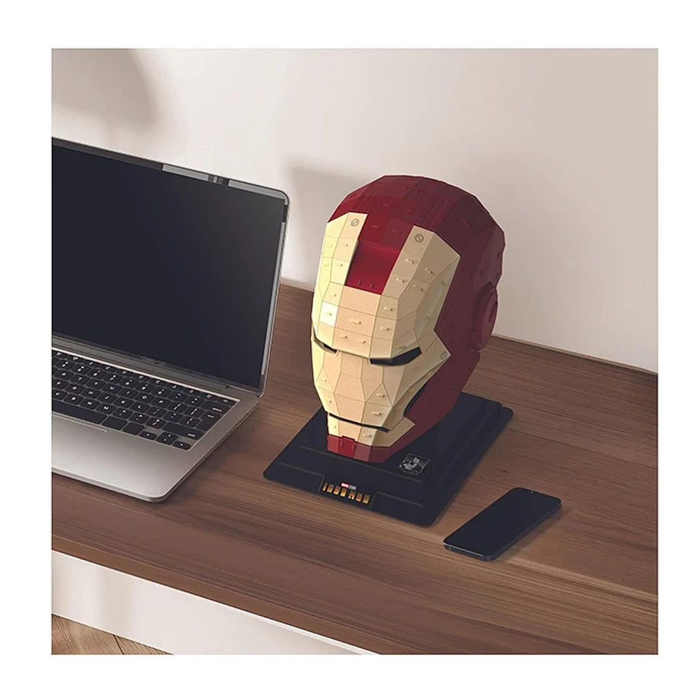 Spin Master Marvel Iron Man Helmet Model Kit 3D Puzzle 96 Pieces