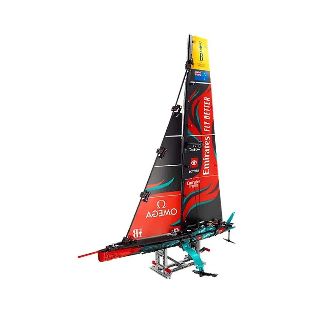 LEGO Technic Emirates Team New Zealand AC75 Yacht – 962 Pieces