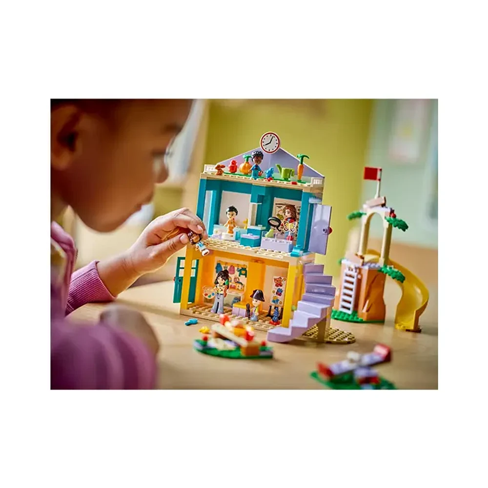 LEGO Friends Heartlake City Preschool – 239 Pieces