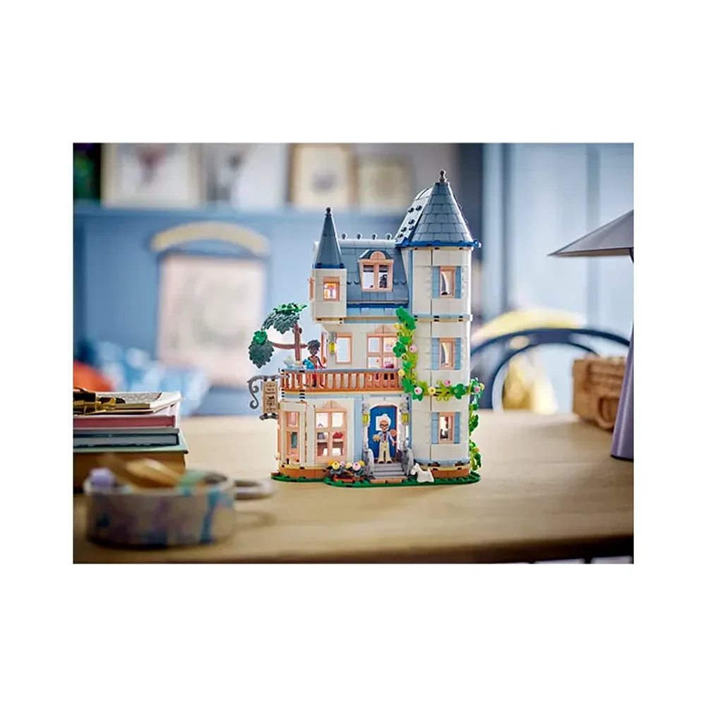 LEGO Friends Castle Bed and Breakfast – 1311 Pieces