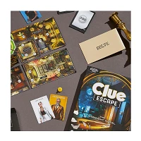 Hasbro Clue Escape The Midnight Hotel Board Game