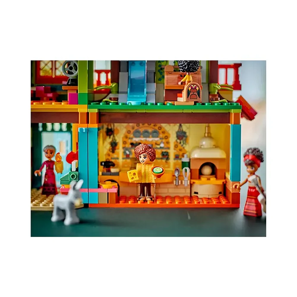 LEGO Disney The Magical Madrigal House 1560 Pieces