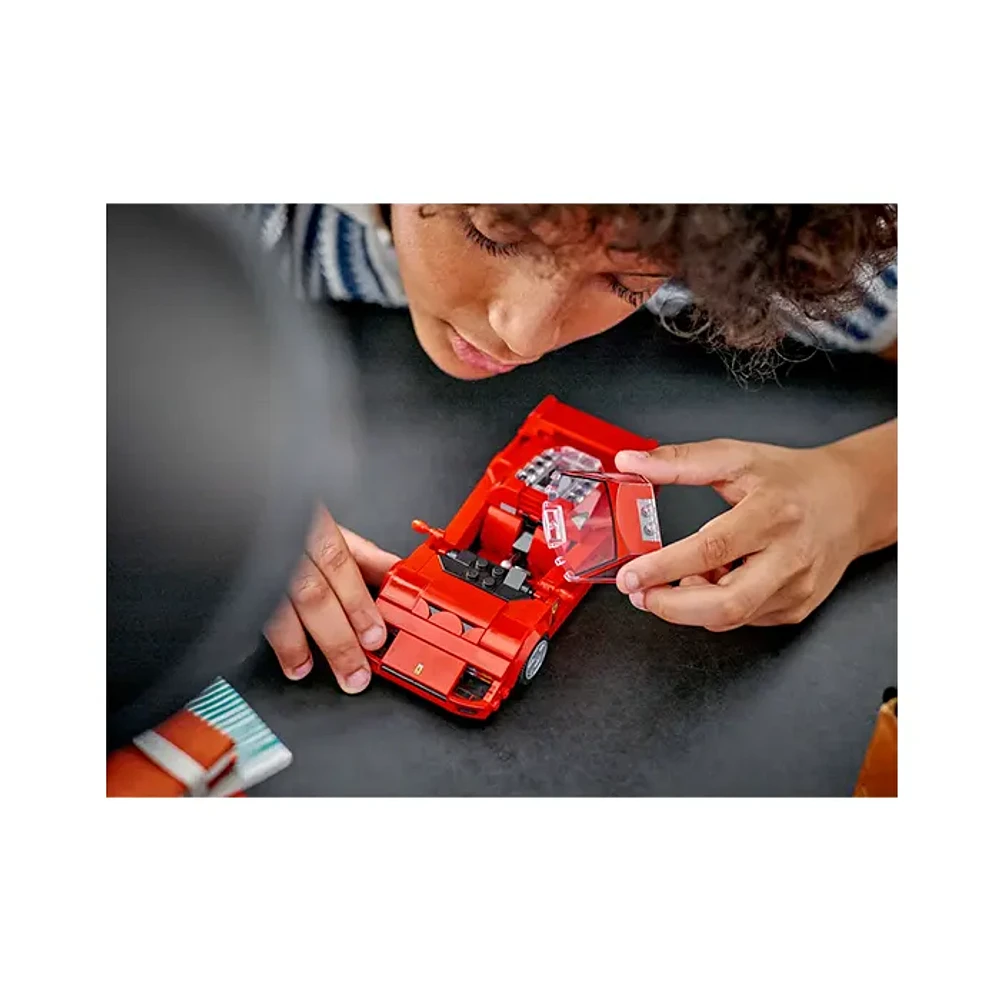 LEGO Speed Champions Ferrari F40 Supercar – 318 Pieces