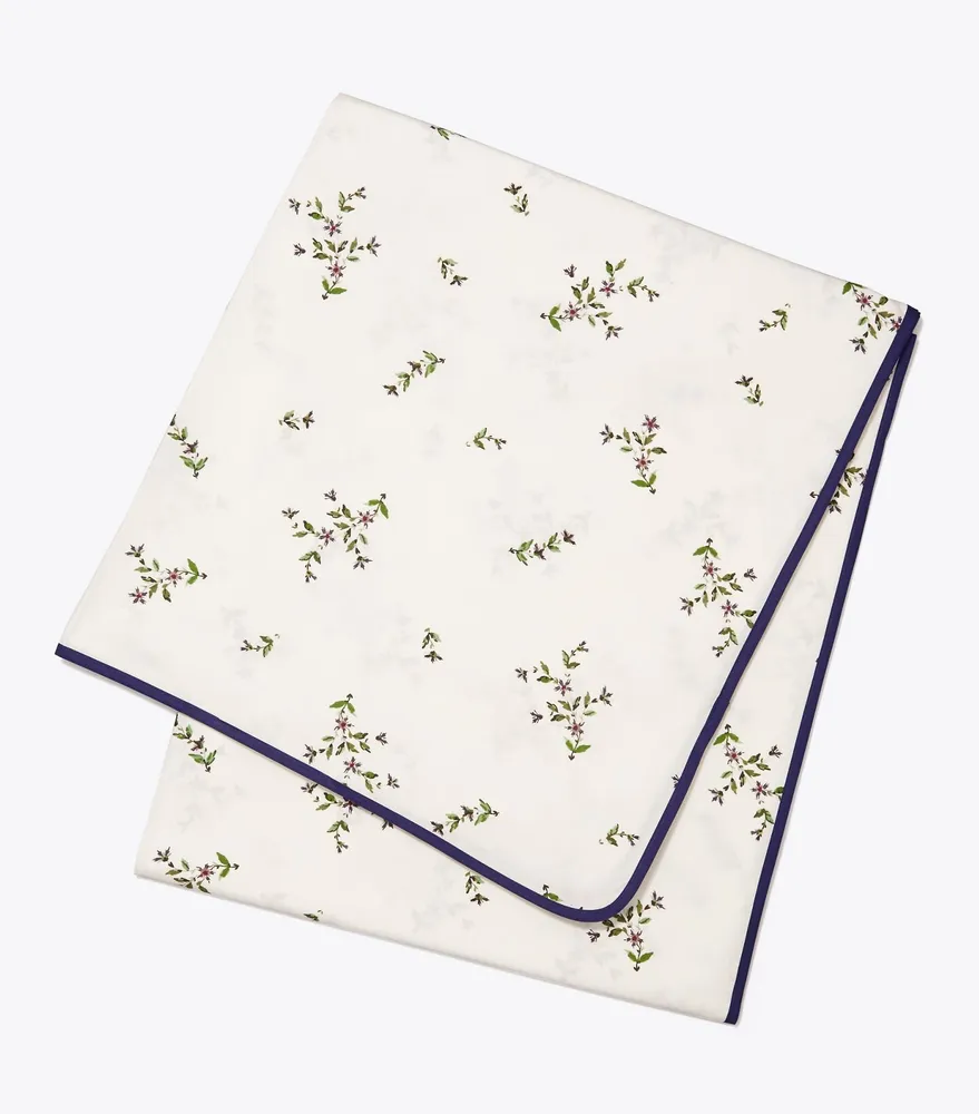 Jolie Fleur Tablecloth, 126" x 70" 