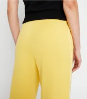 Relaxed Track Pant with Side Piping