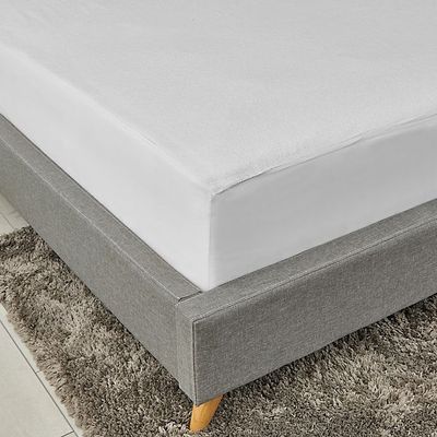 Nestwell™ Soft Terry Fitted Mattress Cover White