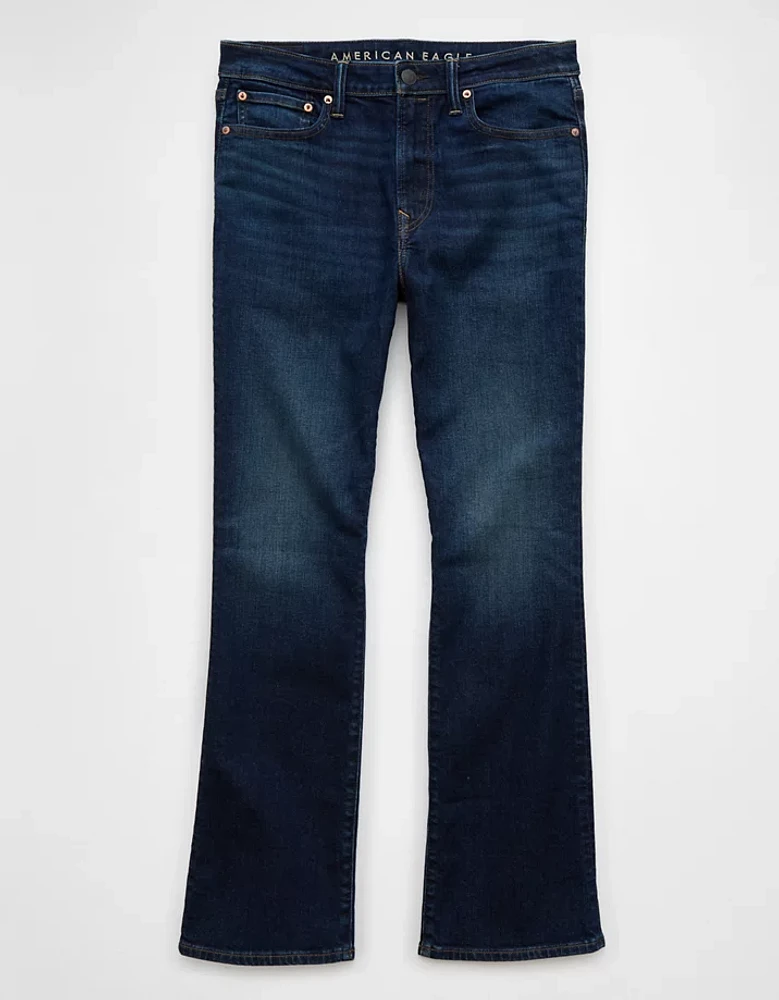 Jean à jambe semi-évasée ajustée AirFlex+ AE