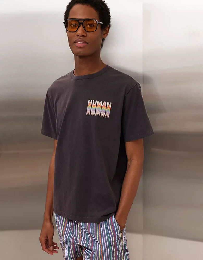 T-shirt graphique Pride AE