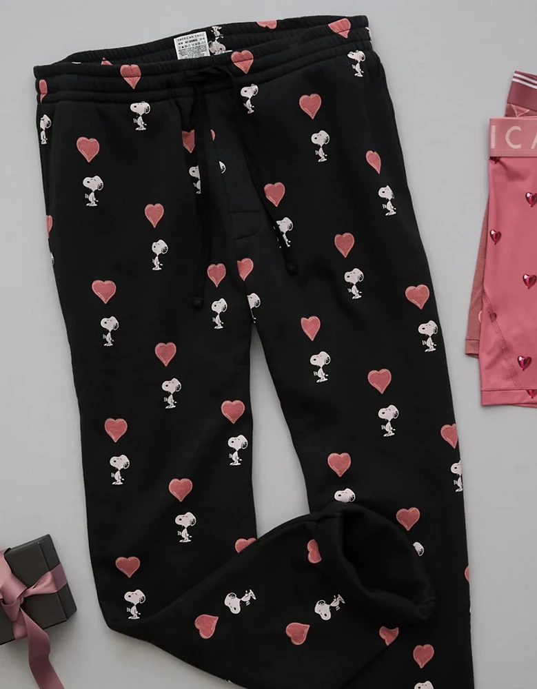 AE Snoopy Valentine's Day Flannel Lounge Pant