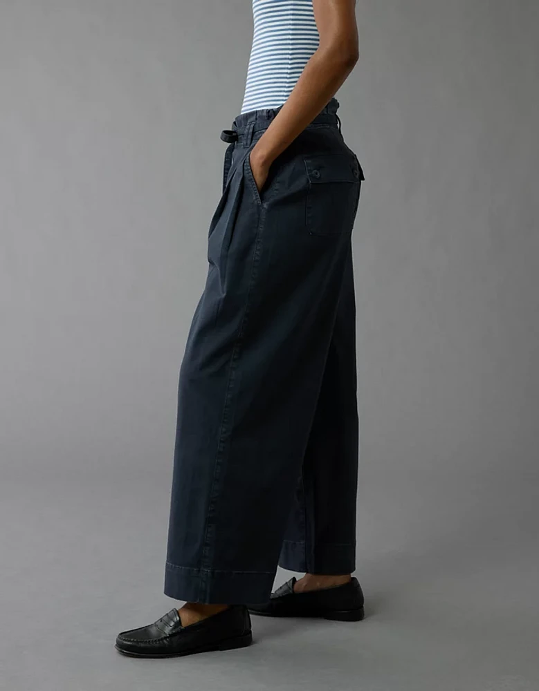 Pantalon court à jambe large et taille froncée extensible AE