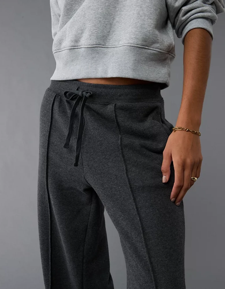 AE Everyday Luxe Wide-Leg Sweatpant