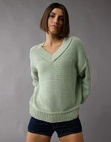 AE Long Weekend V-Neck Sweater
