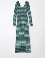 Robe mi-longue en tricot à manches longues AE