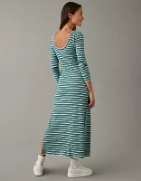 Robe mi-longue en tricot à manches longues AE
