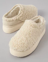 AE The Sherpa Hangout Slip-On Slipper