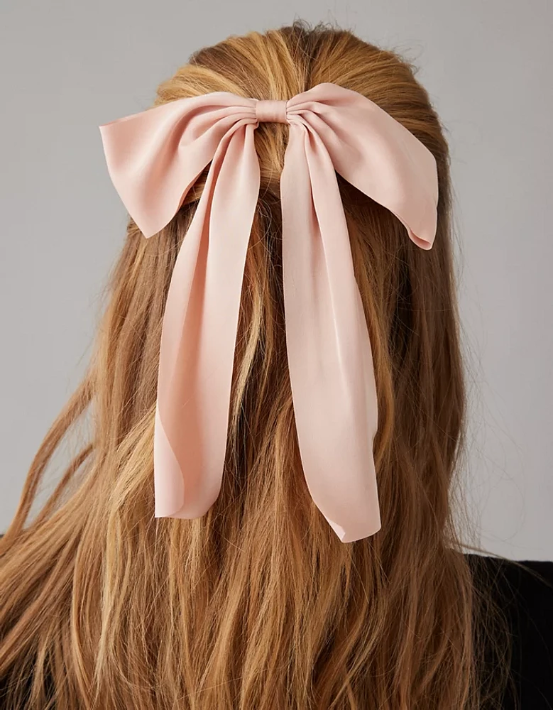 Pince à boucle drapée en satin AE