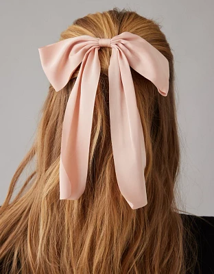 Pince à boucle drapée en satin AE