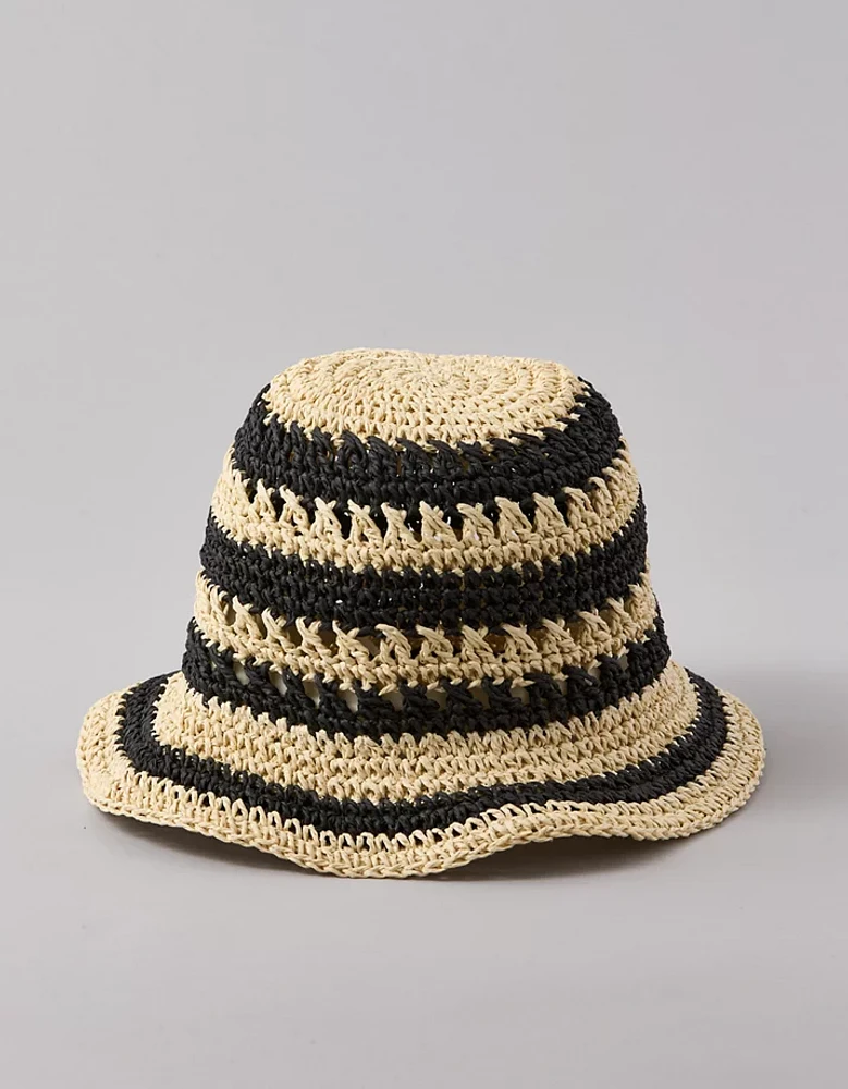 Chapeau cloche en raphia AE