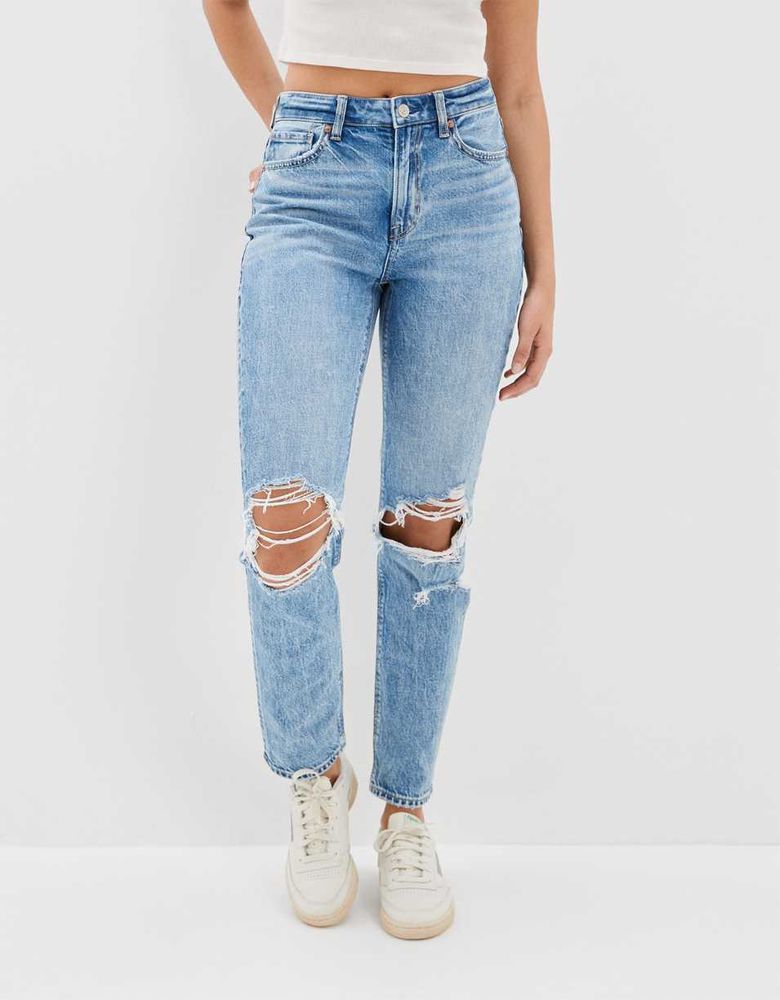 AE Strigid Ripped Mom Jean