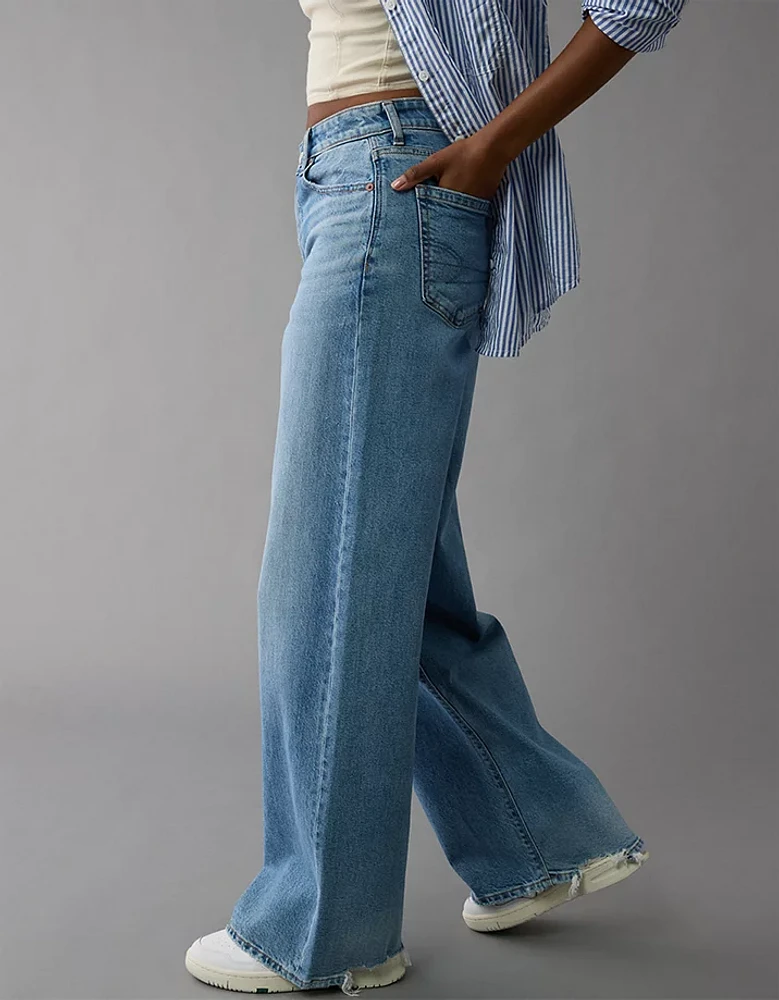 AE Strigid Super High-Waisted Ultra Wide-Leg Jean